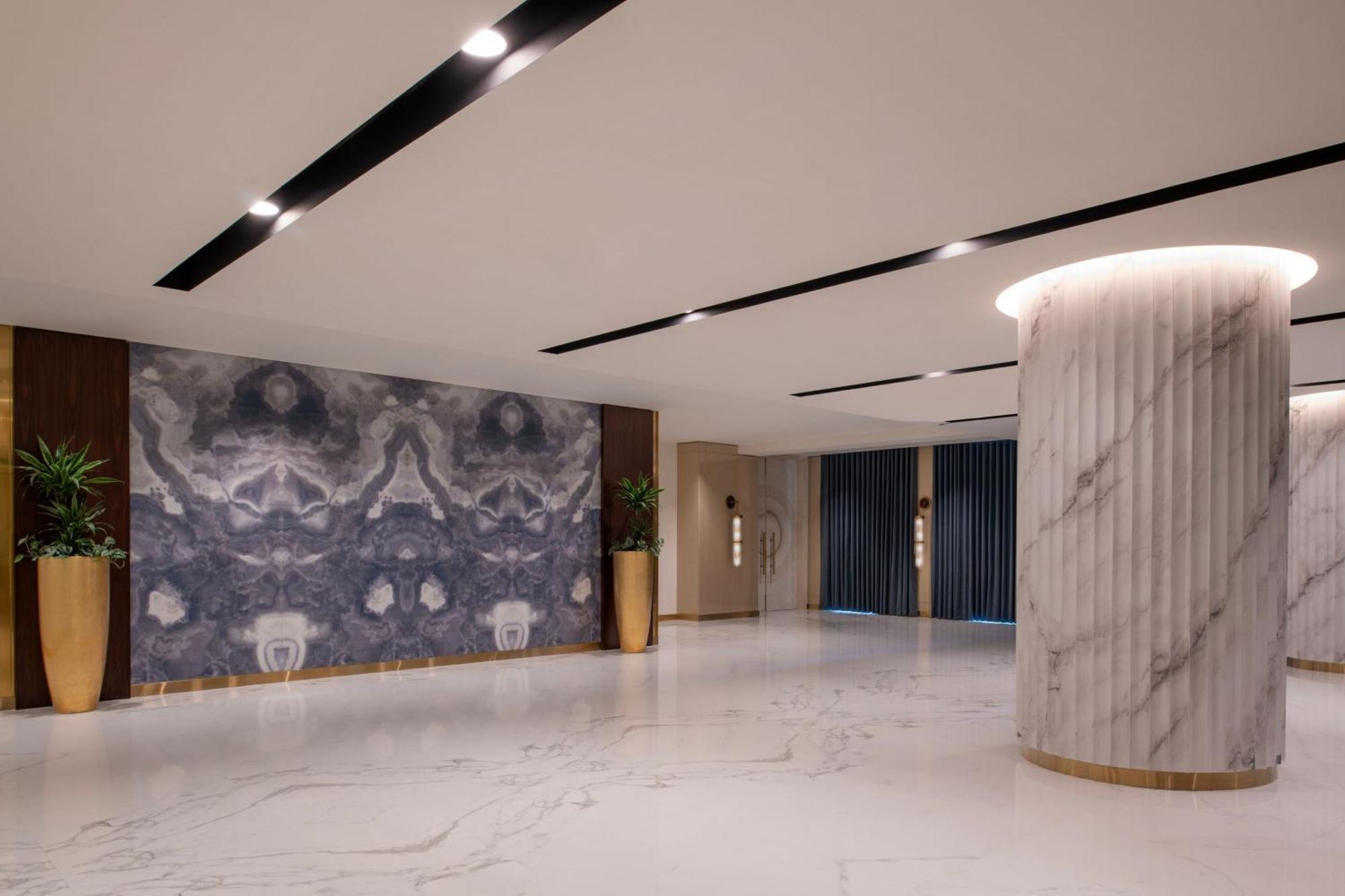 होटल The St. Regis Marsa Arabia Island, The Pearl Qatar