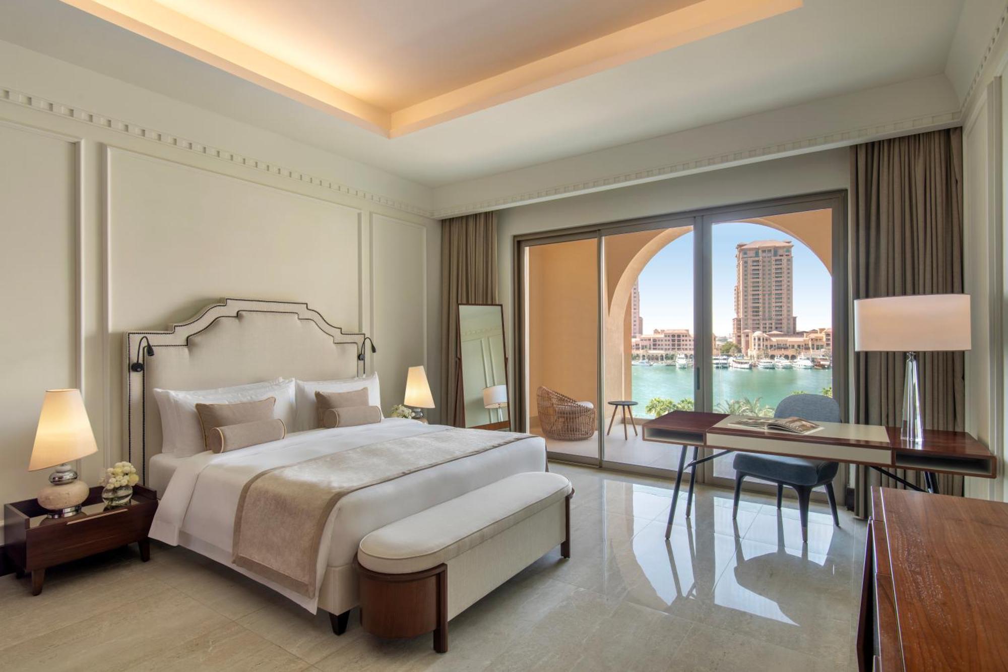 The St. Regis Marsa Arabia Island, The Pearl Qatar Hotel 5*
